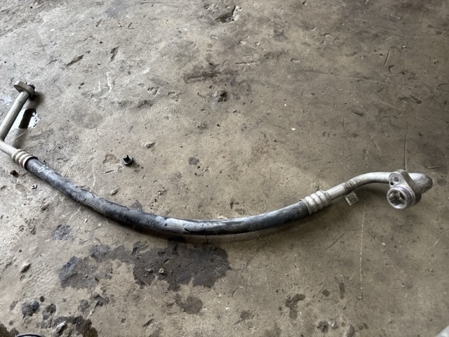 Трубопроводы 8W0816743BP VAG