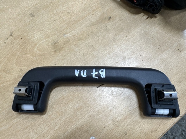 VAG 8W08576074PK Ручка крыши салона в наличии Харьков