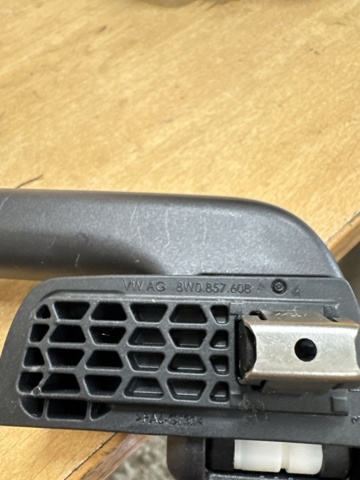 VAG 8W08576084PK в наличии Кривой Рог