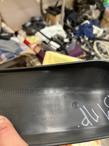 VAG 8W0867768A4PK в наличии Тернополь