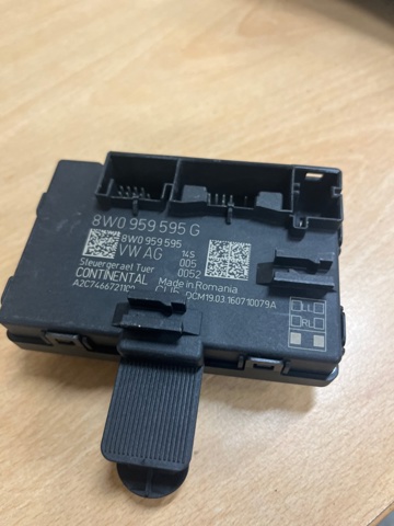 8W0959595G VAG Блок комфорта задней двери купить в Одесса