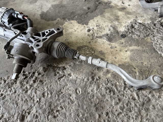 VAG 8W1423055AG Рулевая рейка в наличии Запорожье