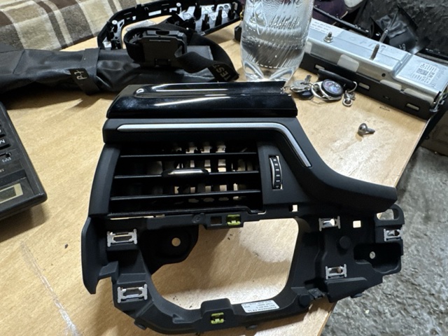 8W1820901CEAX VAG купить в Полтава