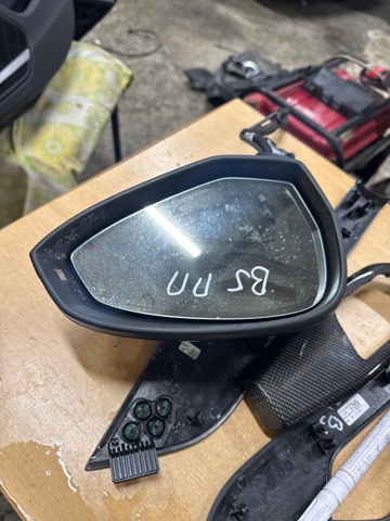 Зеркало наружное правое 8W1857410AK9B9 VAG