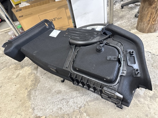 VAG 8W5863879ACCA9 в наличии Николаев