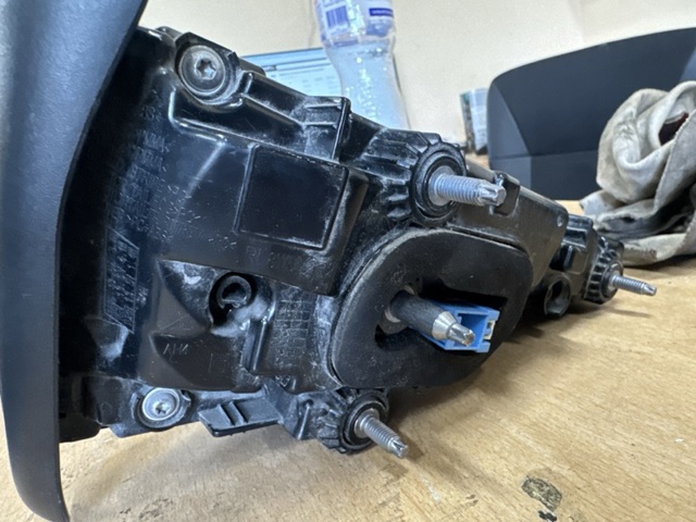 VAG 8W5945094AB Фонарь задний правый внутренний в наличии Винница