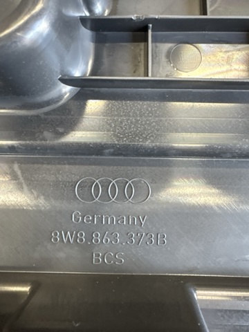 VAG 8W8863373B в наличии Львов