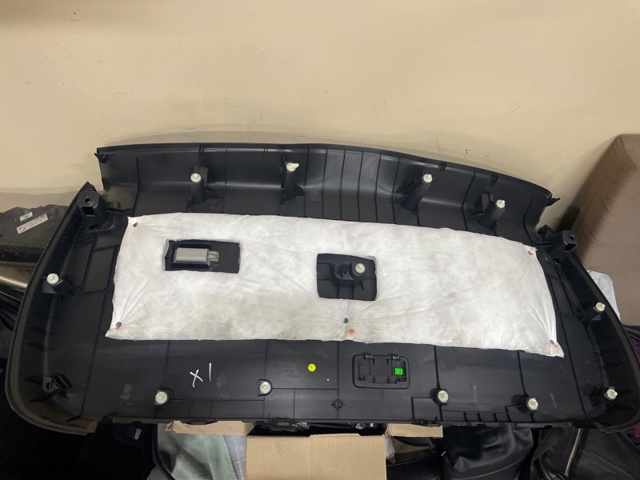 909015NA0A NISSAN Обшивка (облицовка) крышки багажника (двери 3/5-й задней) купить в Тернополь