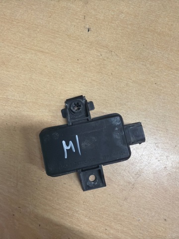 Блок системы контроля давления в шинах A0009006907 MERCEDES