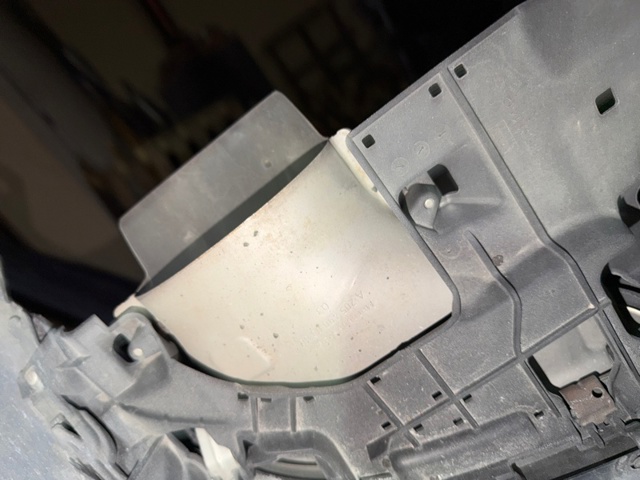 Наонечник глушителя A2054900300 MERCEDES