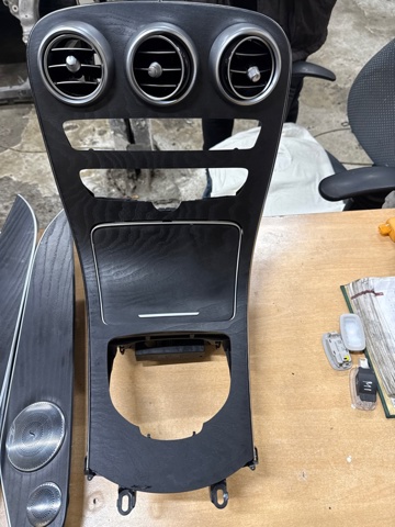 MERCEDES 2056809504 в наличии Ровно