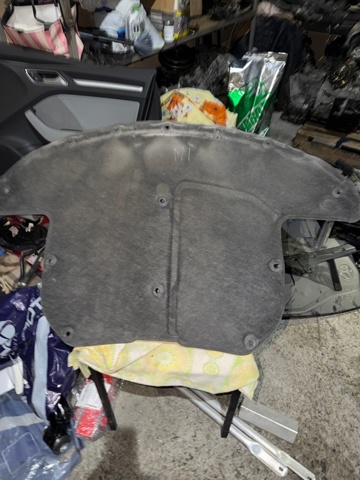 Накладка шумоизоляционная капота A2056820026 MERCEDES