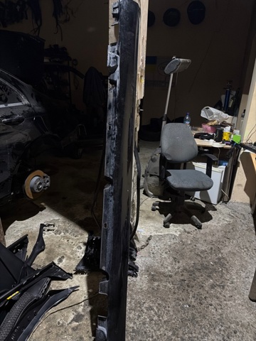 MERCEDES A20569804549999 Накладка (молдинг) порога наружная правая в наличии Ровно