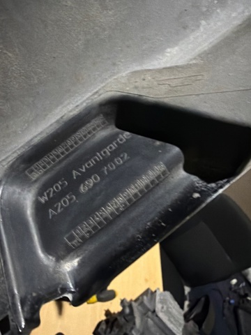 A20569804549999 MERCEDES Накладка (молдинг) порога наружная правая купить в Павлоград