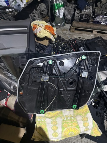 MERCEDES A2057204923 Механизм стеклоподъемника двери передней левой в наличии Винница