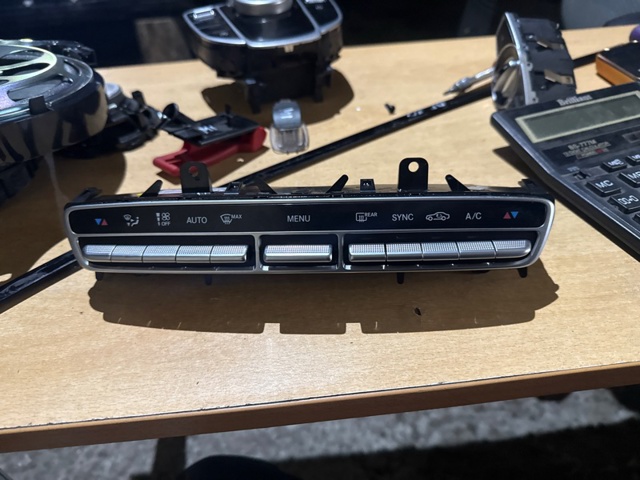 Механизм управления кондиционером A2059054706 MERCEDES