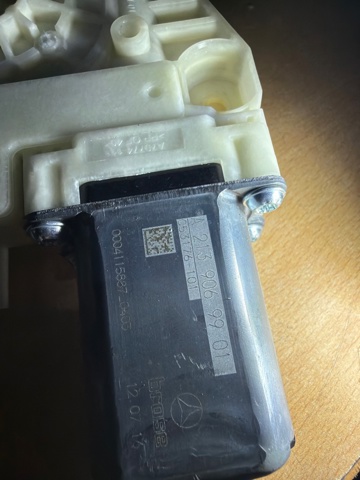 A2139069901 MERCEDES Мотор стеклоподъемника двери передней левой купить в Ирпень