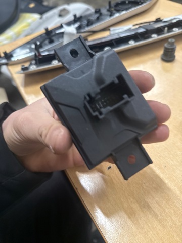 A2229005613 MERCEDES купить в Одесса