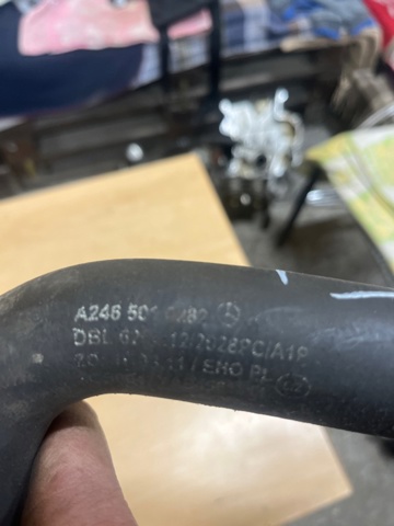 MERCEDES A2465010282 Нижний шлаг радиатора охлаждения в наличии Черкассы