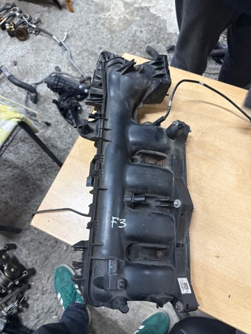 Впускной коллектор A2700900737 MERCEDES