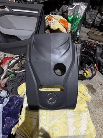 A2740106707 MERCEDES Крышка мотора декоративная купить в Запорожье