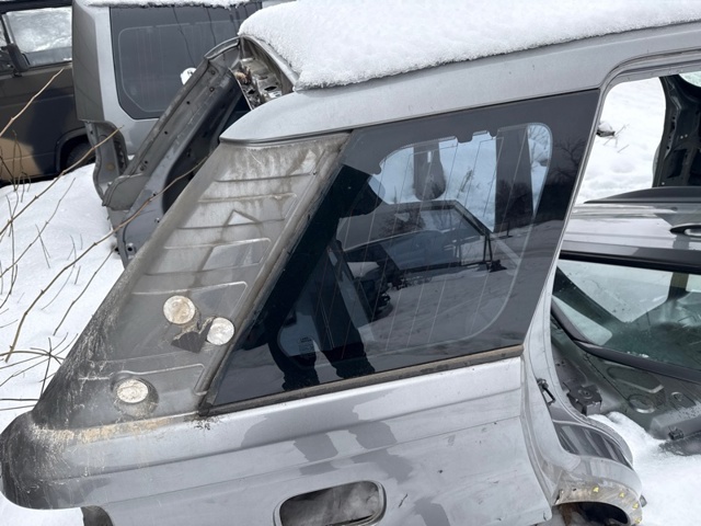 LAND ROVER CPB500762 Стекло кузова (багажного отсека) правое в наличии Ужгород