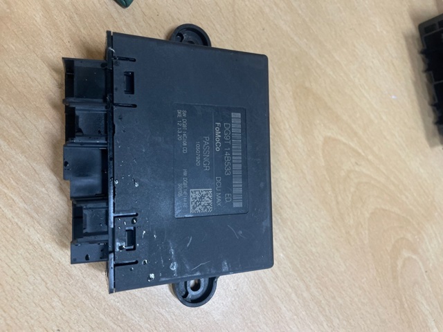 Блок комфорта передней двери DG9Z14B291XC FORD