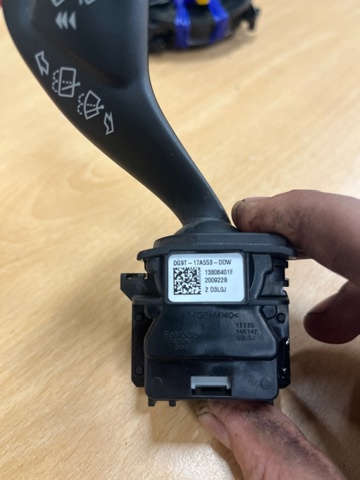 DG9Z17A553DA FORD Переключатель подрулевой правый купить в Николаев