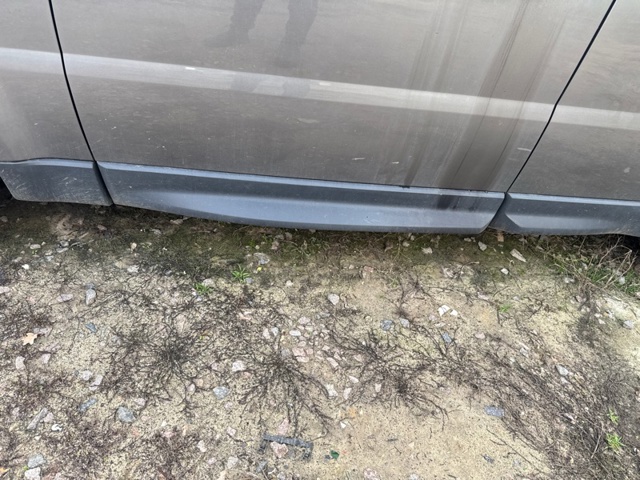 LAND ROVER DGP000212PCL Молдинг двери передней левой в наличии Харьков