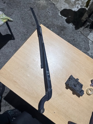 Рычаг дворника DKB500570 LAND ROVER