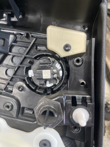FORD DS7Z18808E в наличии Житомир