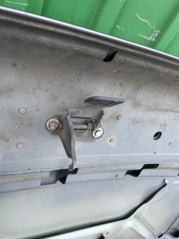 FPD000023 LAND ROVER Стояк-крюк замка капота купить в Николаев