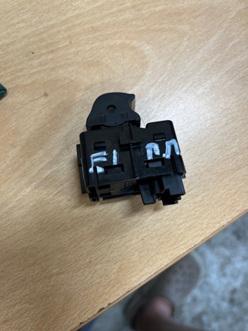 Кнопки заднего левого стеклоподъёмника GT4Z14529AB FORD