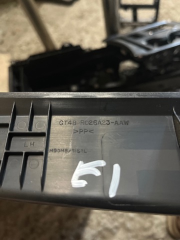 FORD GT4Z5802345AB в наличии Черновцы