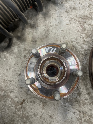 FORD K2GZ1104A Передняя ступица в наличии Украина