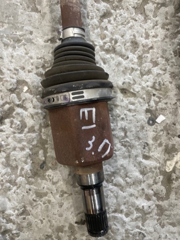 FORD K2GZ4K138E Полуось задняя правая в наличии Кривой Рог