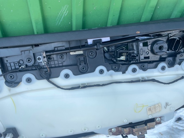 FORD KT4Z5823942CC Обшивка (облицовка) внутренняя двери передней правой в наличии Одесса