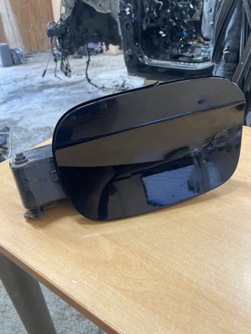 Дверка бензобака KT4Z58405A26B FORD