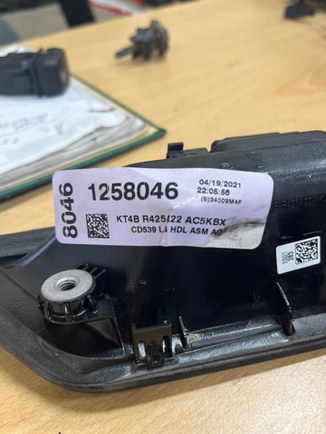KT4Z5841018DA FORD Ручка крышки багажника (двери 3/5-й задней) наружная купить в Тернополь