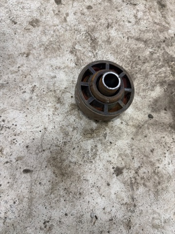 Подушка рамы (крепления кузова) KVF500161 LAND ROVER