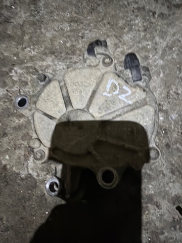 Вакуумный насос LR006649 LAND ROVER