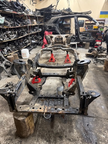 Рама кузова LR014464 LAND ROVER