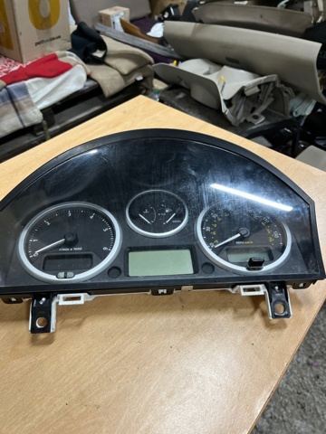 Щиток приборов LR014549 LAND ROVER
