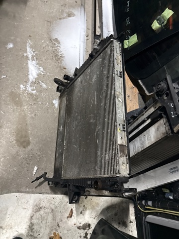 Радиатор системы охлаждения двигателя PCC500061 LAND ROVER