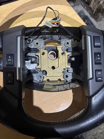 LAND ROVER QTB501390PVJ Рулевое колесо в наличии Украина