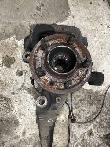 RUB500270 LAND ROVER Цапфа передняя левая купить в Черновцы