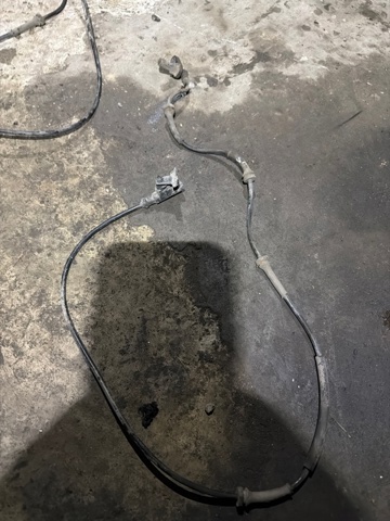 Датчик ABS задний SSB500102 LAND ROVER
