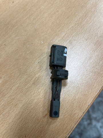 WHT003864B VAG Датчик АБС задний купить в Николаев