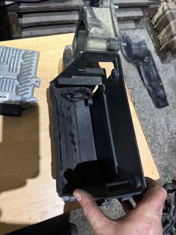 YPC001305 LAND ROVER купить в Львов