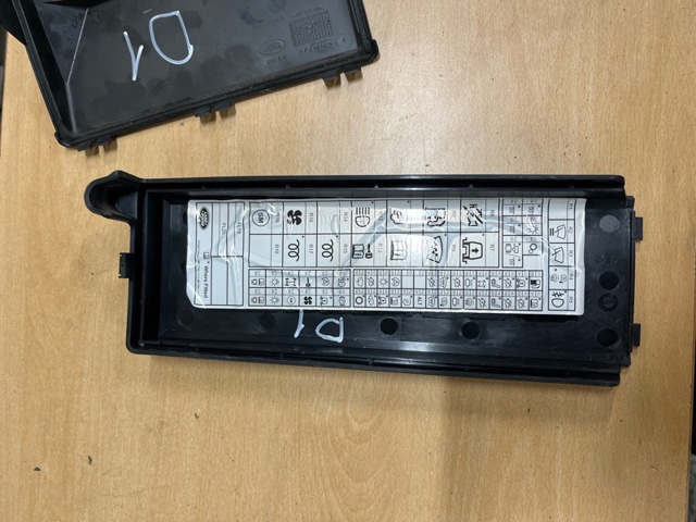 YQH500130 LAND ROVER купить в Винница